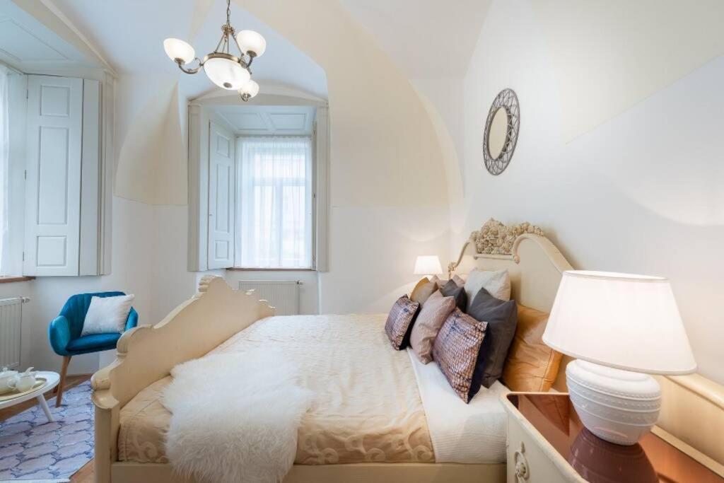 Rose Apartments / Romantic & Cozy / City Center Prague Extérieur photo