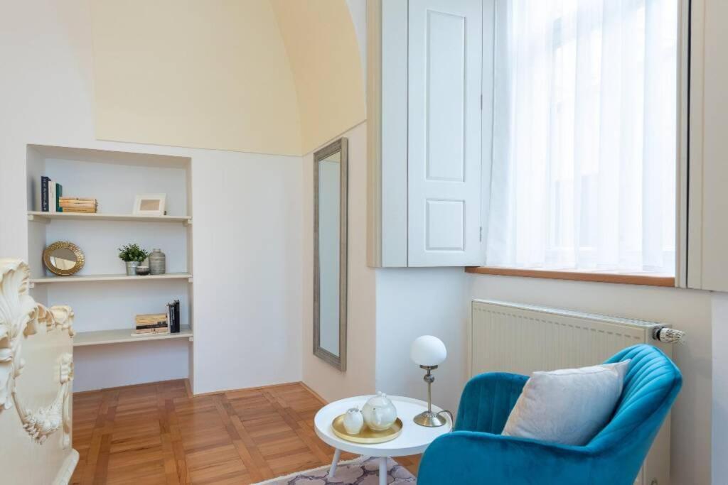 Rose Apartments / Romantic & Cozy / City Center Prague Extérieur photo