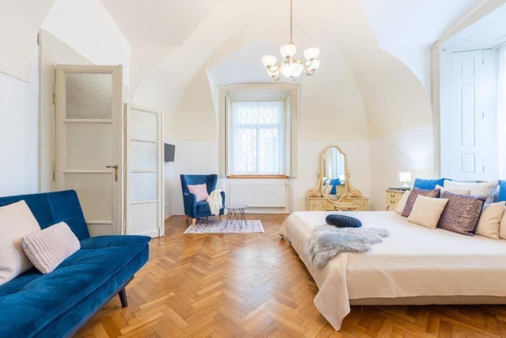 Rose Apartments / Romantic & Cozy / City Center Prague Extérieur photo