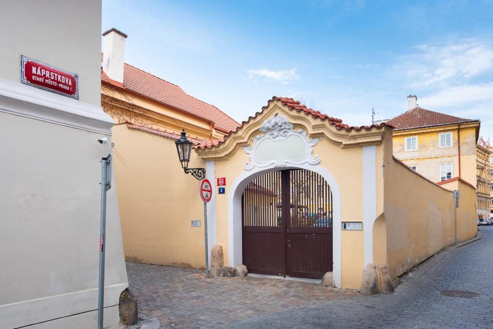 Rose Apartments / Romantic & Cozy / City Center Prague Extérieur photo