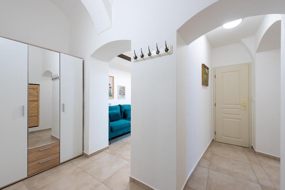 Rose Apartments / Romantic & Cozy / City Center Prague Extérieur photo