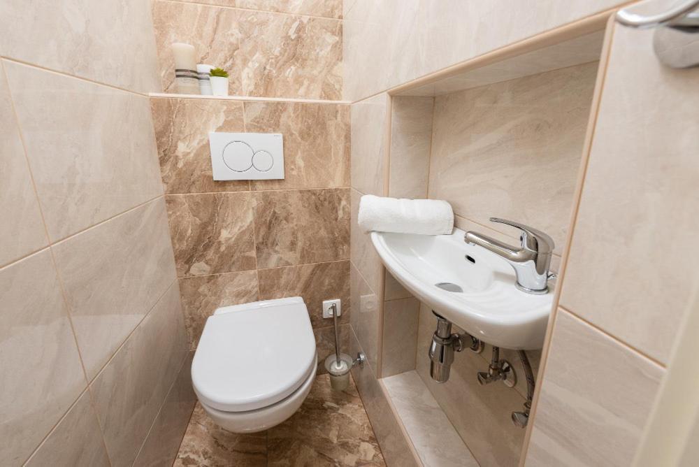 Rose Apartments / Romantic & Cozy / City Center Prague Extérieur photo
